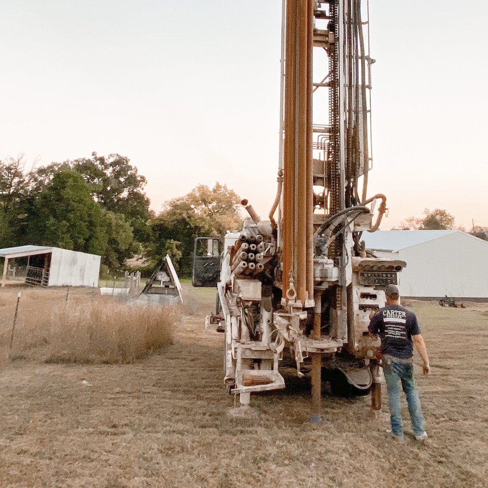Water well drilling rig operating in Fulham